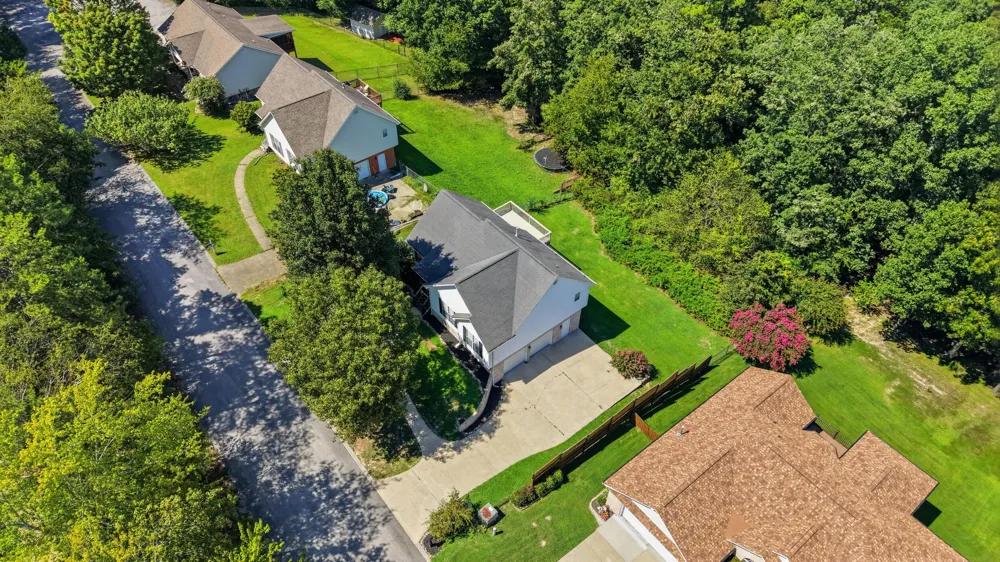 6179 Pringle Drive Ooltewah, TN 37363