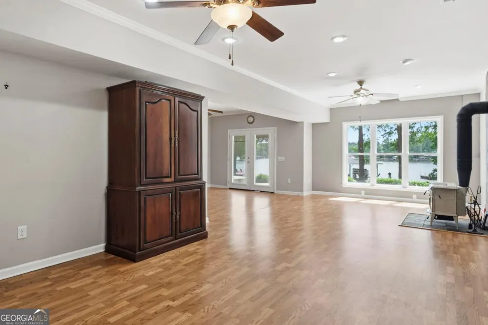 179 Napier DR Eatonton, GA 31024