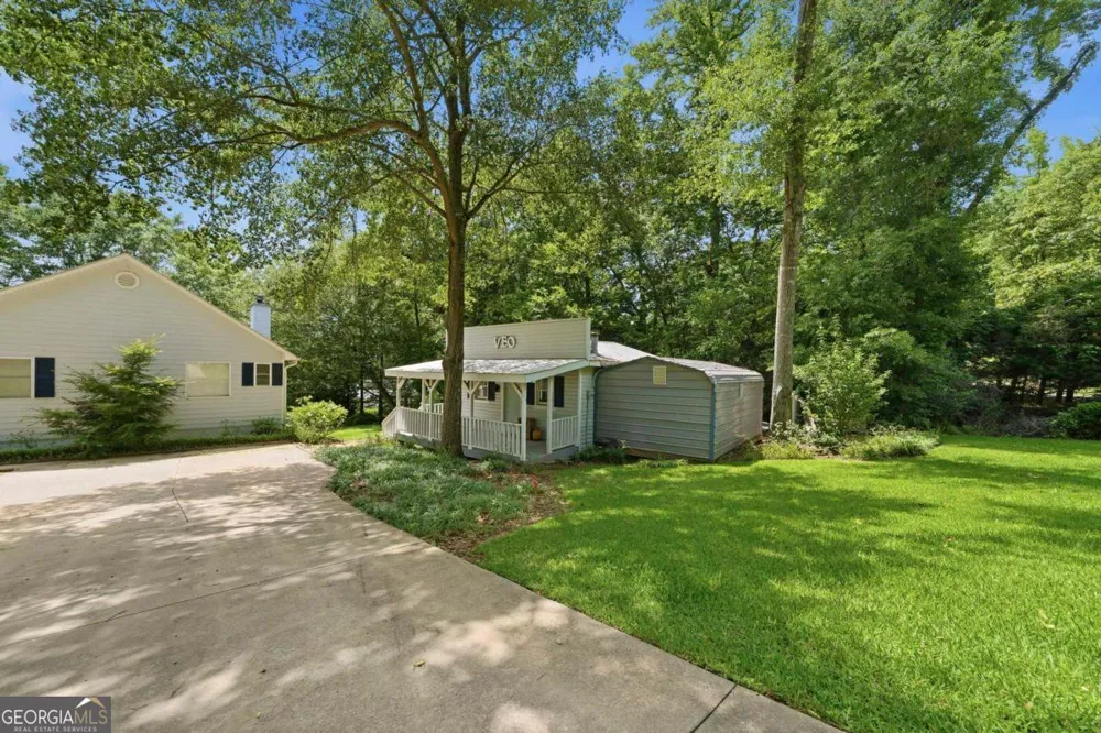 179 Napier DR Eatonton, GA 31024