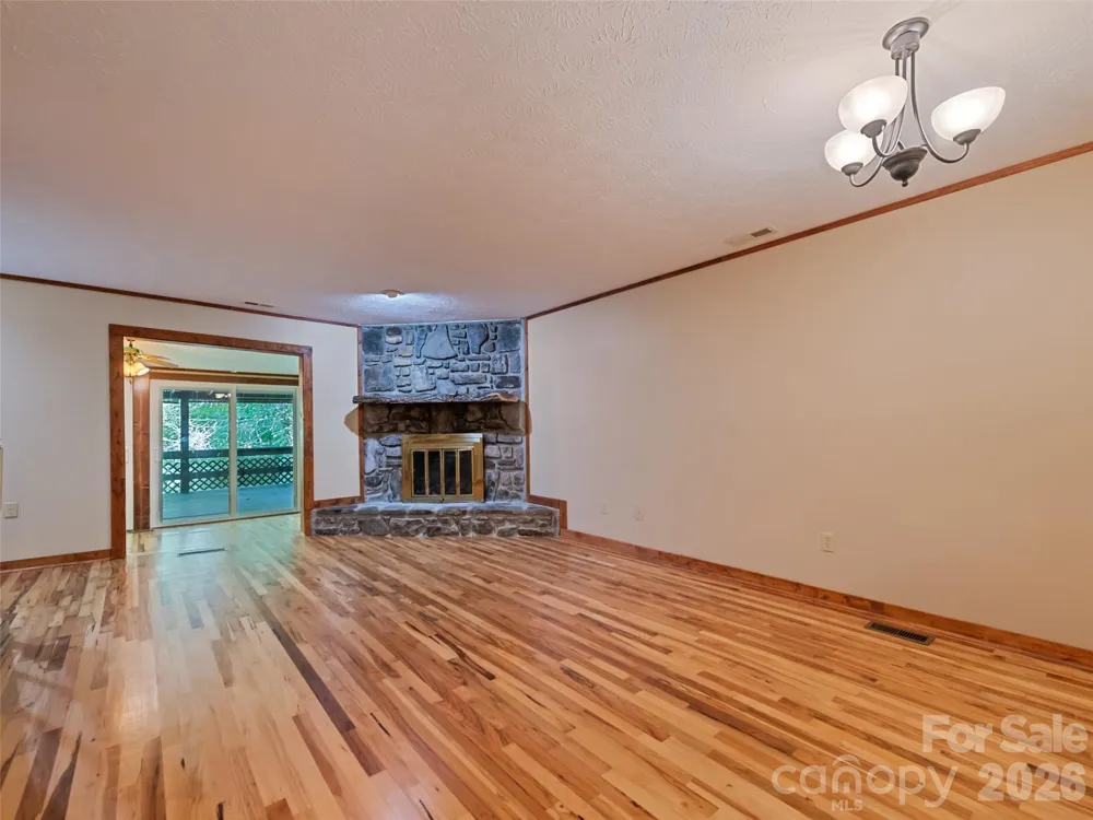36 Mulberry Lane Maggie Valley, NC 28751