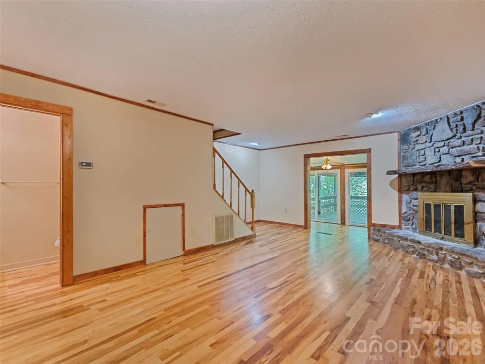 36 Mulberry Lane Maggie Valley, NC 28751