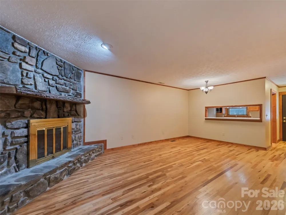 36 Mulberry Lane Maggie Valley, NC 28751