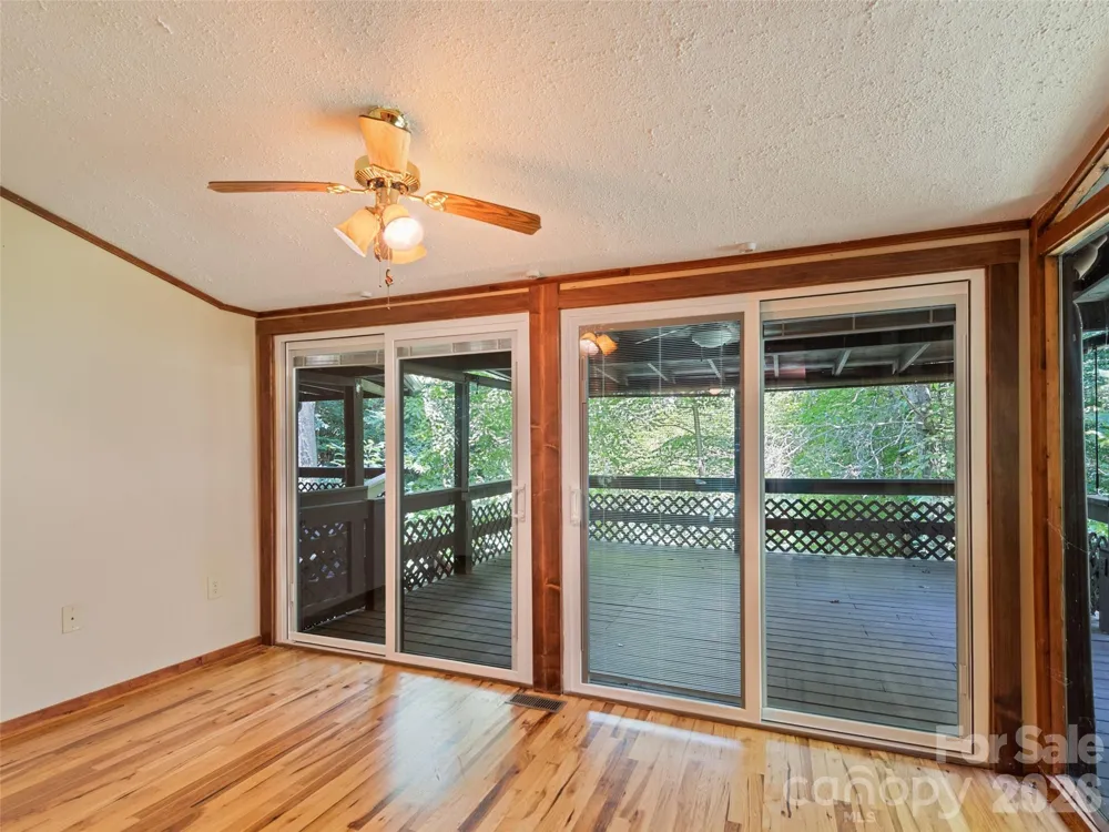 36 Mulberry Lane Maggie Valley, NC 28751