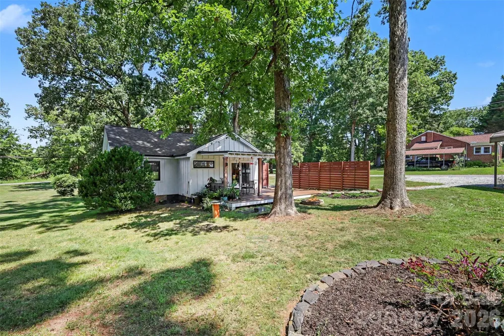 801 W Catawba Avenue Mount Holly, NC 28120