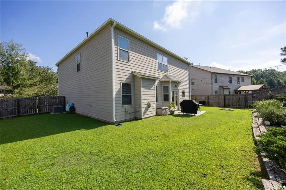550 Red Fox Drive Dallas, GA 30157