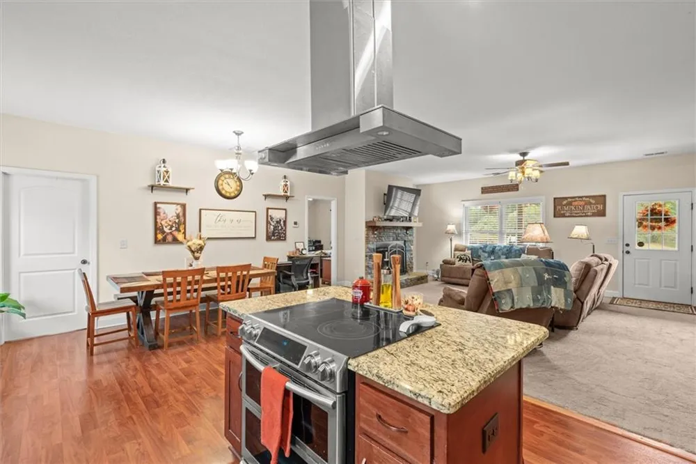 1003 Milligan Creek Road Roopville, GA 30170
