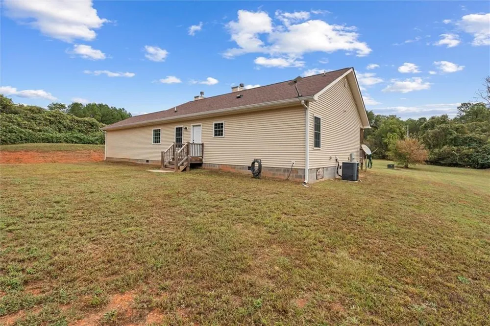 1003 Milligan Creek Road Roopville, GA 30170