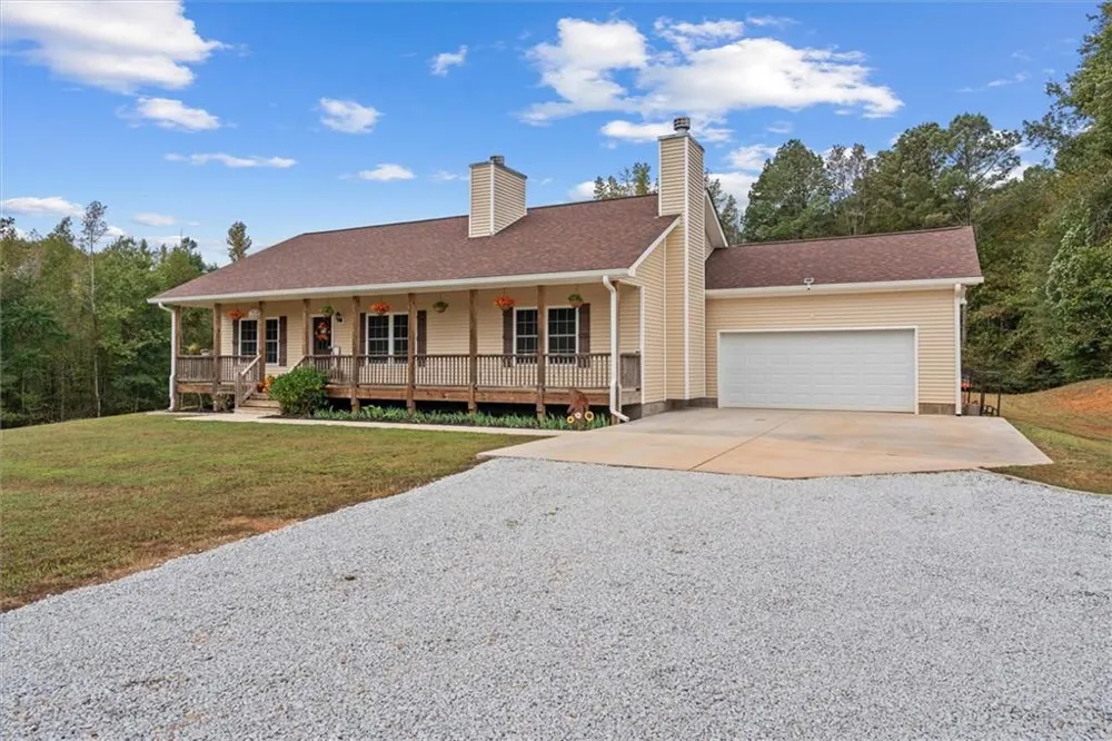 1003 Milligan Creek Road Roopville, GA 30170