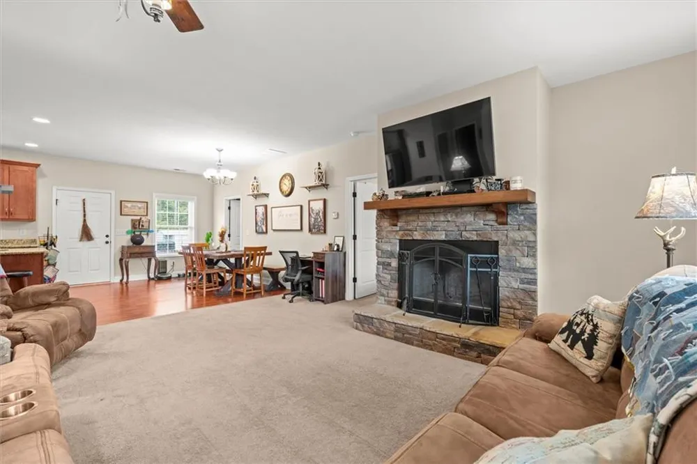 1003 Milligan Creek Road Roopville, GA 30170