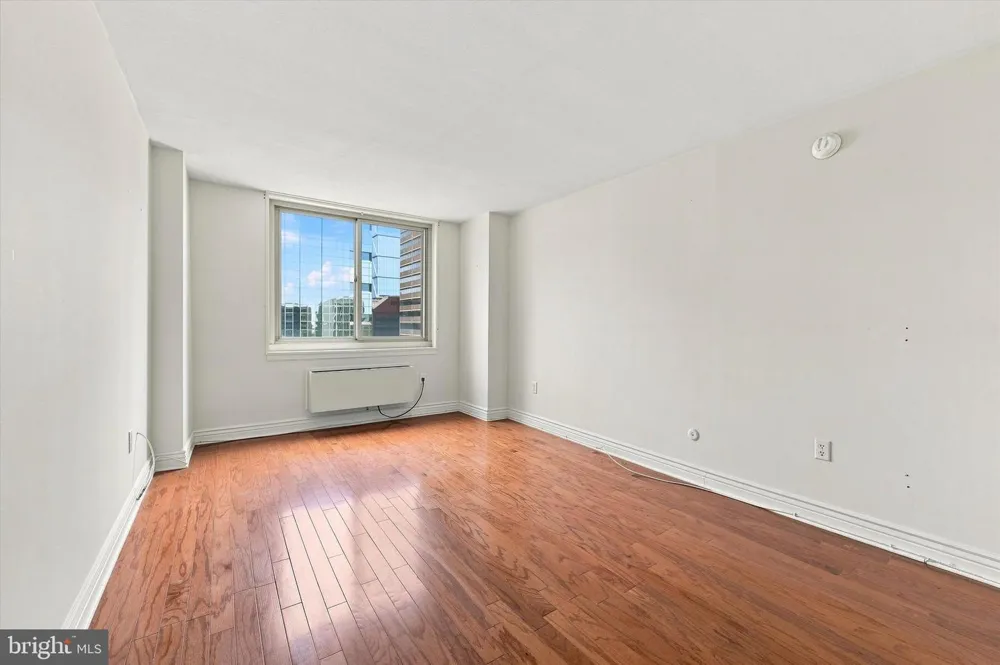 1919 CHESTNUT STREET #2703 Philadelphia, PA 19103