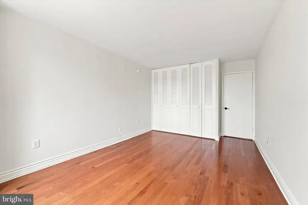 1919 CHESTNUT STREET #2703 Philadelphia, PA 19103