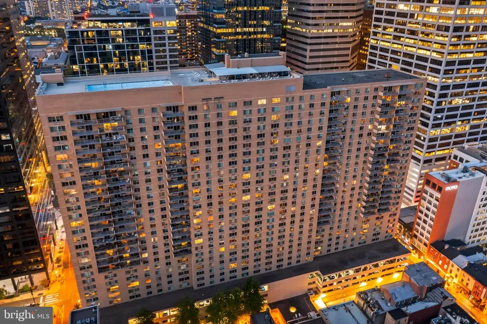 1919 CHESTNUT STREET #2703 Philadelphia, PA 19103