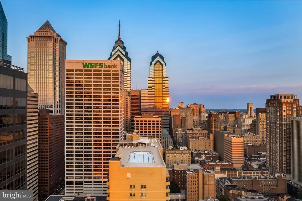 1919 CHESTNUT STREET #2703 Philadelphia, PA 19103