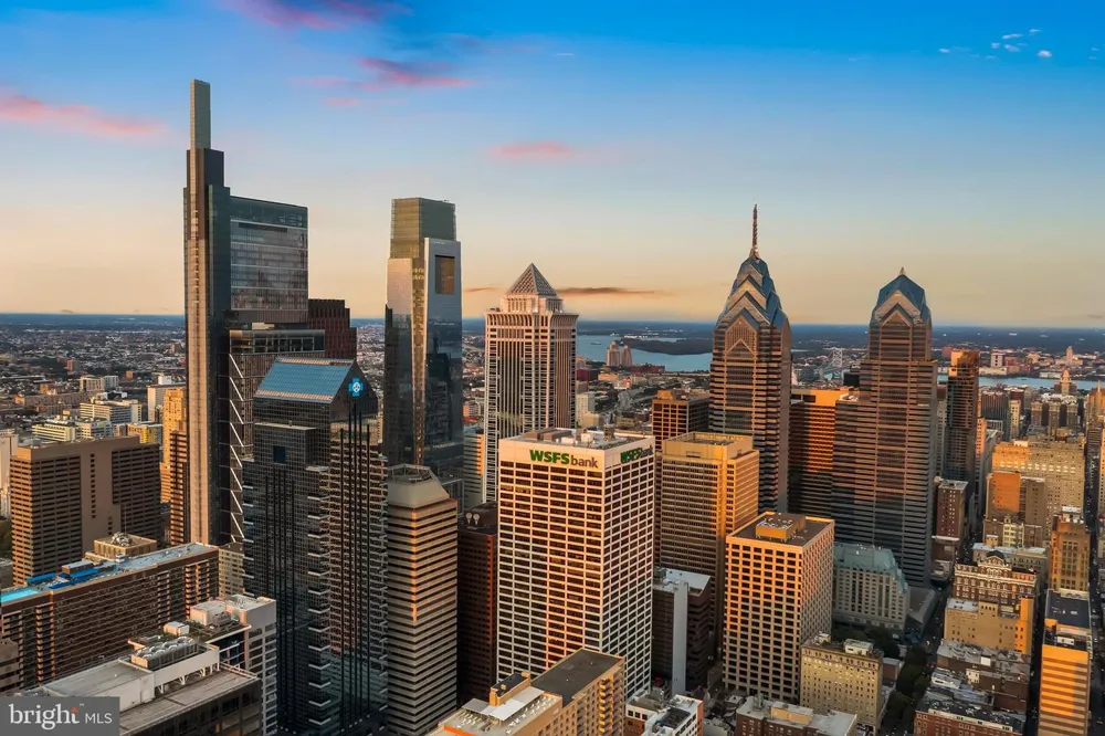 1919 CHESTNUT STREET #2703 Philadelphia, PA 19103