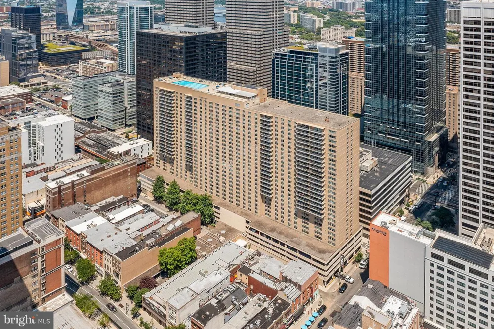 1919 CHESTNUT STREET #2703 Philadelphia, PA 19103