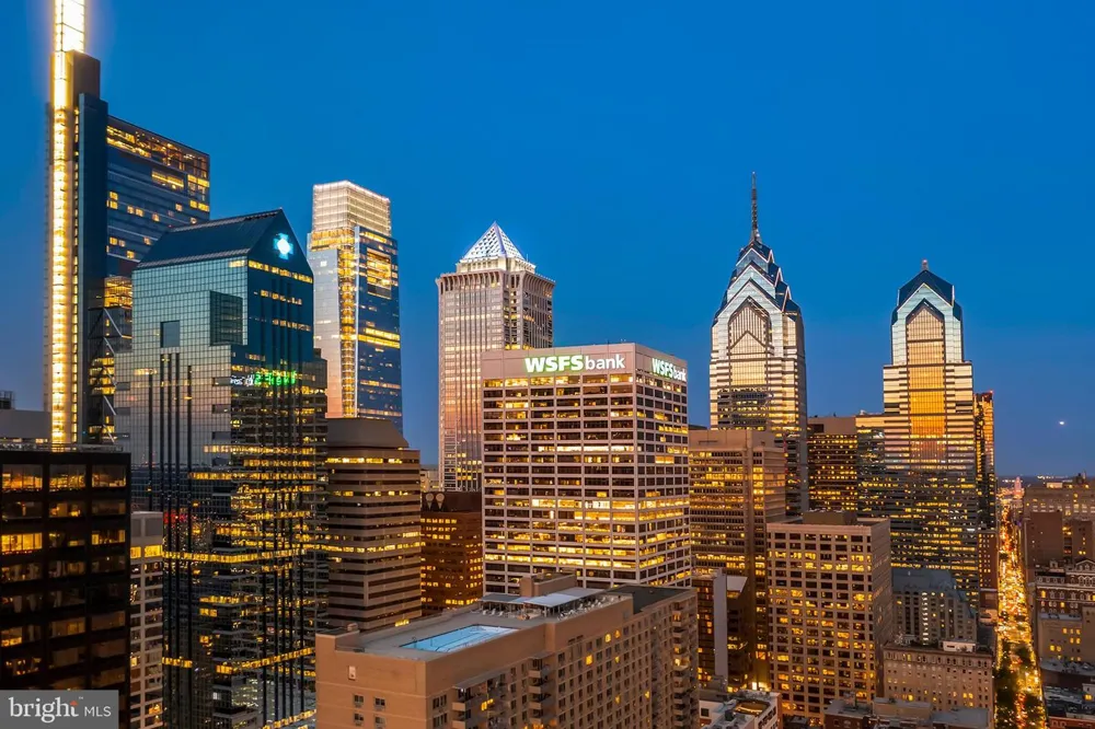 1919 CHESTNUT STREET #2703 Philadelphia, PA 19103