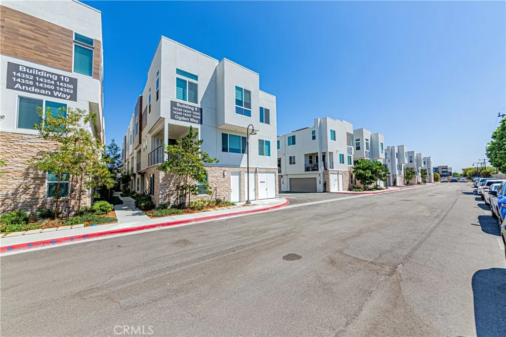 14345 Ogden Way Gardena, CA 90249