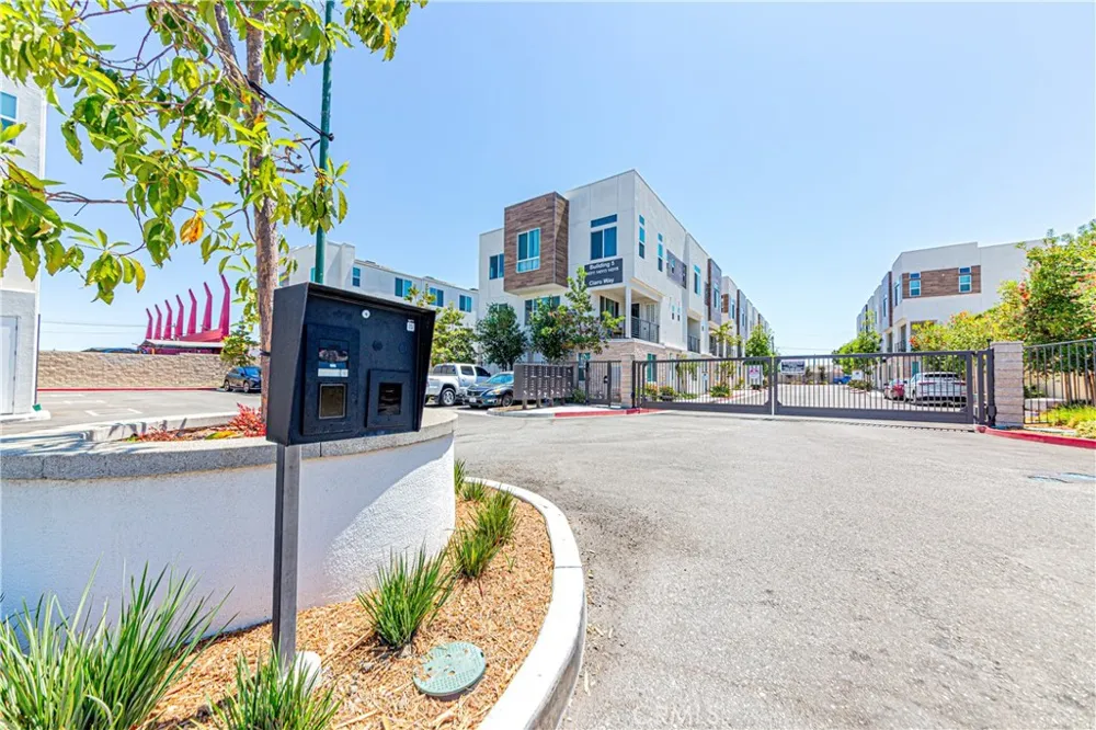 14345 Ogden Way Gardena, CA 90249