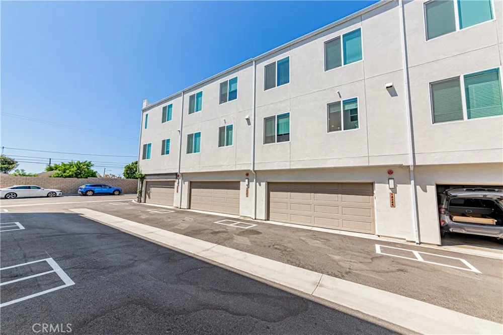14345 Ogden Way Gardena, CA 90249