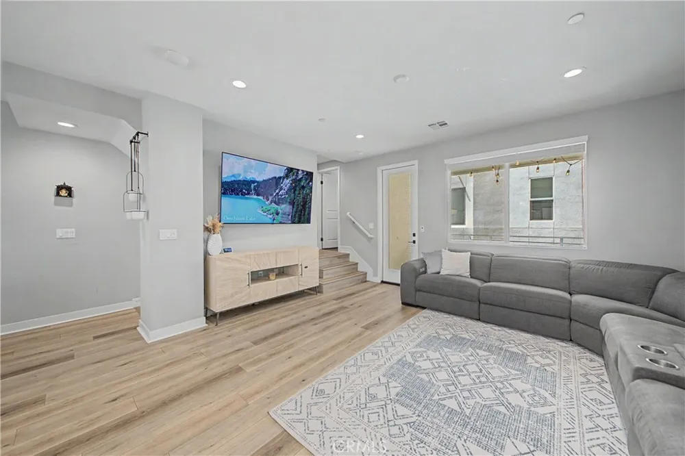 14345 Ogden Way Gardena, CA 90249