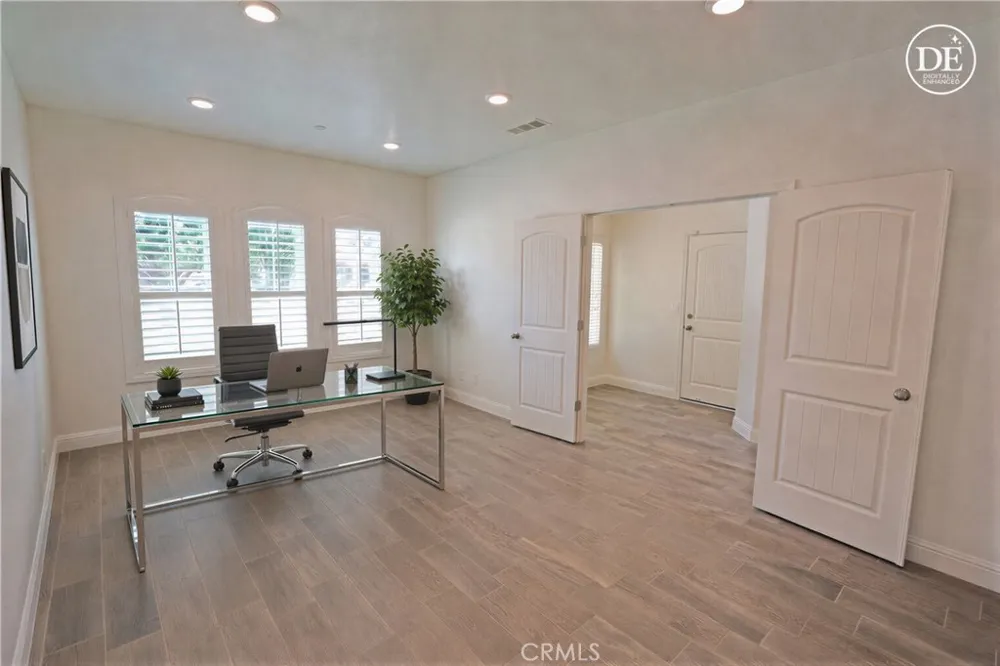 10118 Alondra Dr Bakersfield, CA 93311