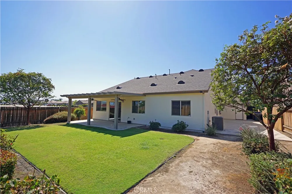 10118 Alondra Dr Bakersfield, CA 93311