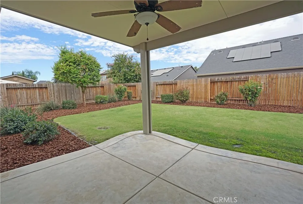 10118 Alondra Dr Bakersfield, CA 93311