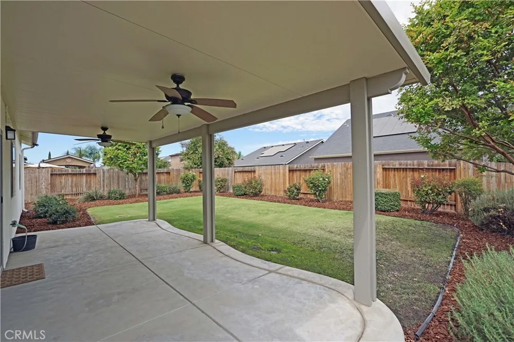 10118 Alondra Dr Bakersfield, CA 93311