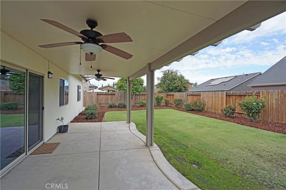 10118 Alondra Dr Bakersfield, CA 93311
