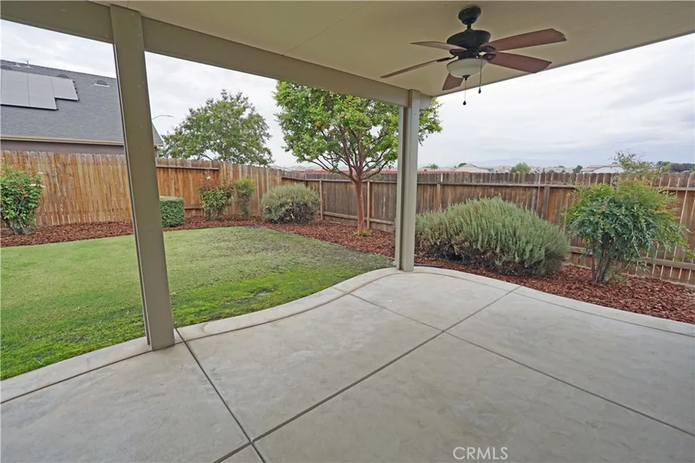 10118 Alondra Dr Bakersfield, CA 93311