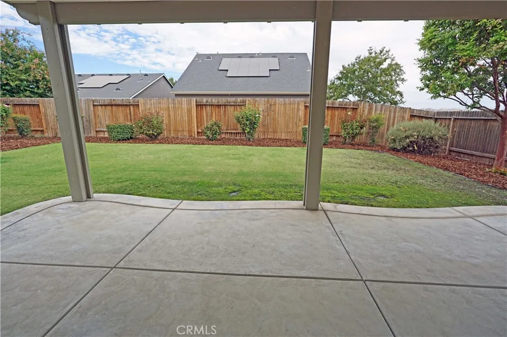 10118 Alondra Dr Bakersfield, CA 93311
