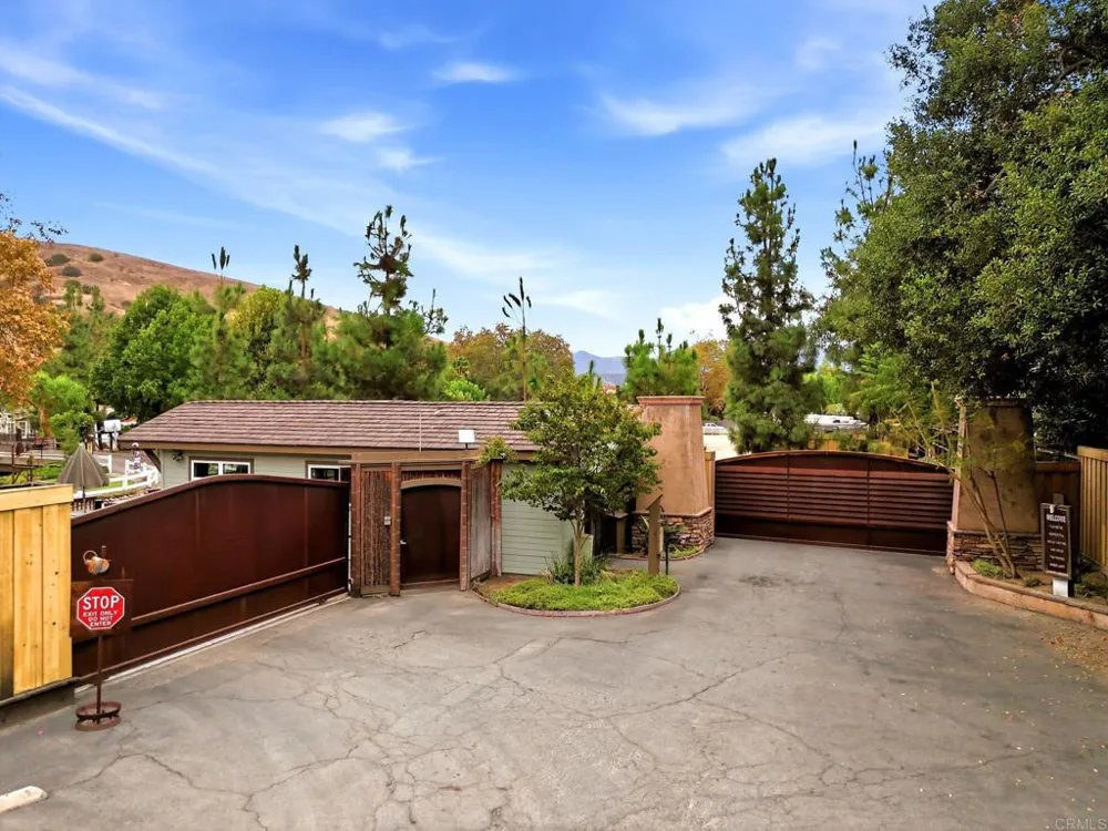 1631 Harbison Canyon Road #47 El Cajon, CA 92019