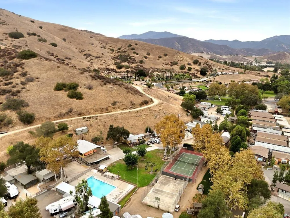 1631 Harbison Canyon Road #47 El Cajon, CA 92019