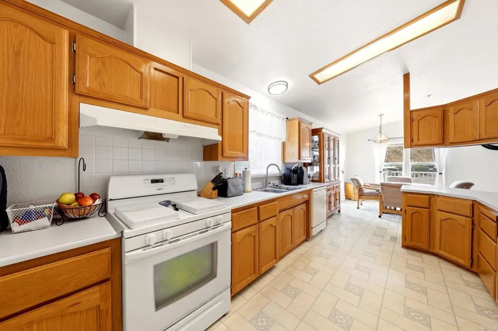 1631 Harbison Canyon Road #47 El Cajon, CA 92019