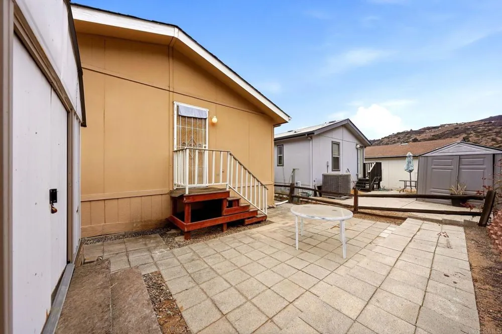 1631 Harbison Canyon Road #47 El Cajon, CA 92019