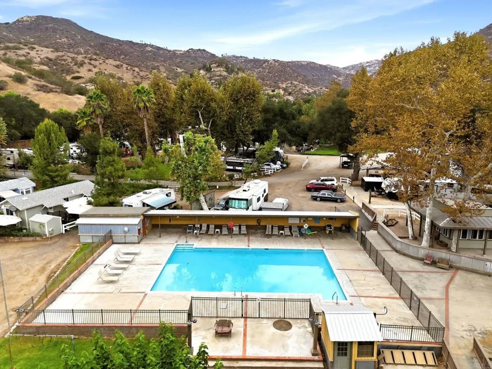 1631 Harbison Canyon Road #47 El Cajon, CA 92019