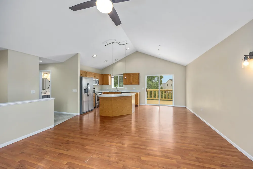 350 Tall Grass Drive Cedar Springs, MI 49319