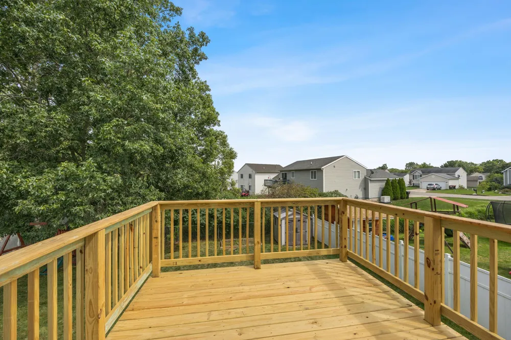 350 Tall Grass Drive Cedar Springs, MI 49319