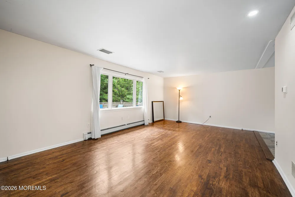 574 Henry Street Jackson, NJ 08527