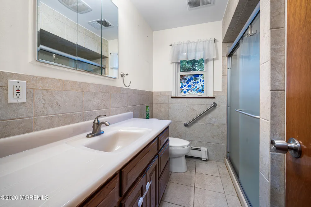 574 Henry Street Jackson, NJ 08527