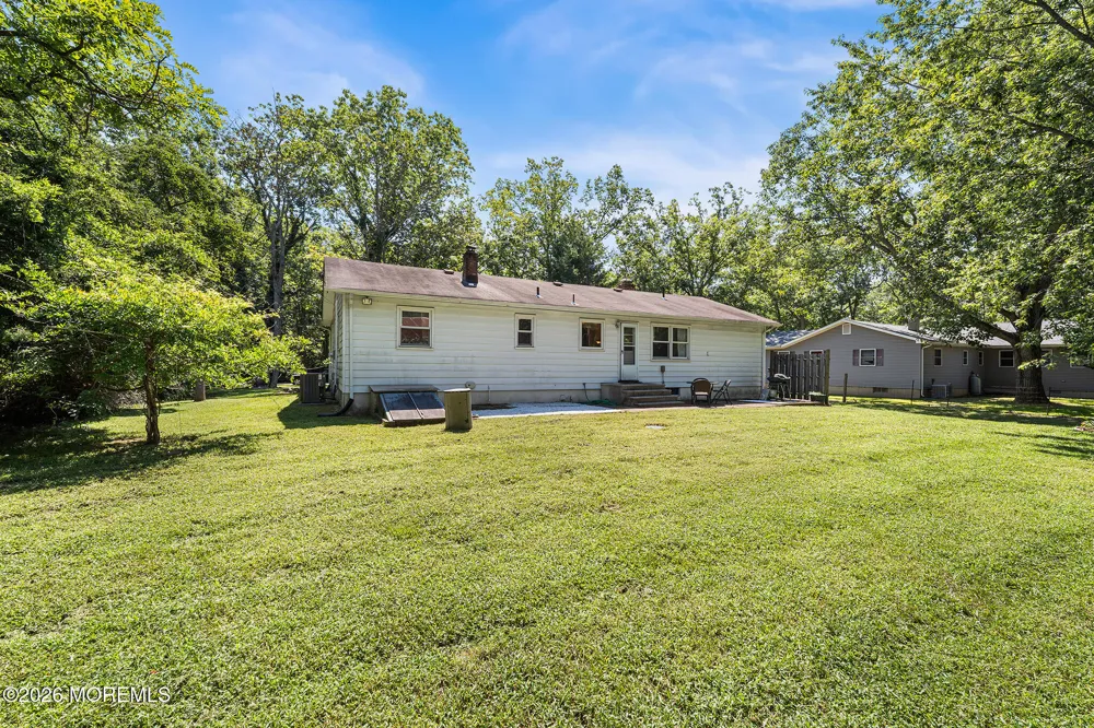 574 Henry Street Jackson, NJ 08527