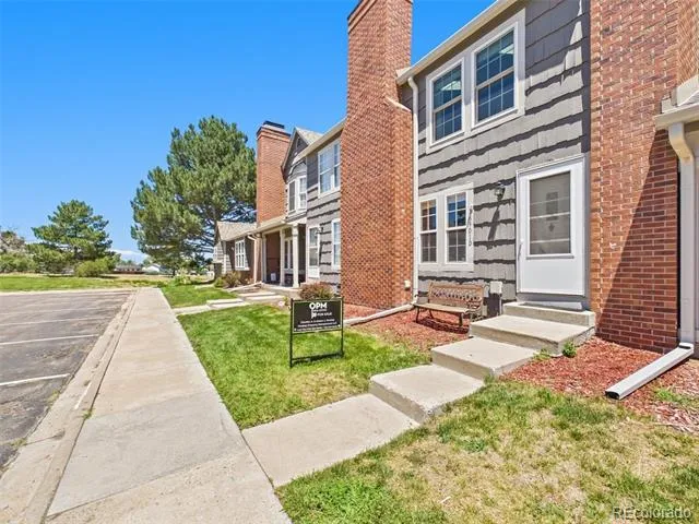 16901 E Chenango Avenue #D Aurora, CO 80015