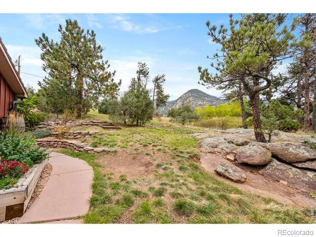 123 Mohawk Road Lyons, CO 80540