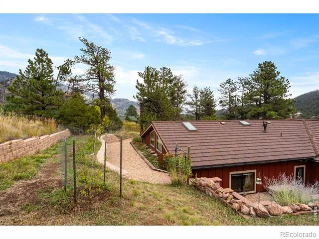 123 Mohawk Road Lyons, CO 80540