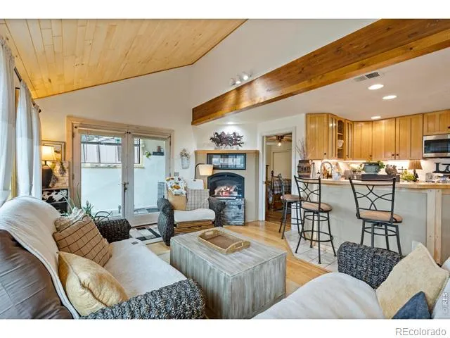 123 Mohawk Road Lyons, CO 80540
