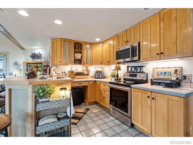 123 Mohawk Road Lyons, CO 80540