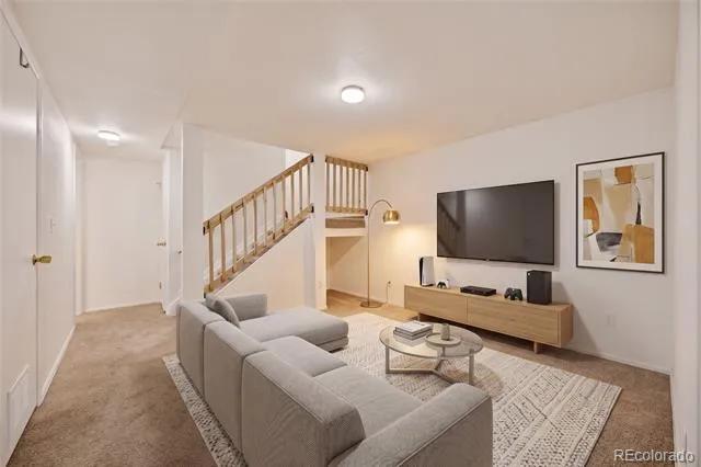 4110 S Evanston Circle #B Aurora, CO 80014
