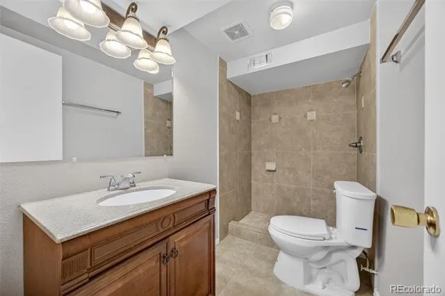 4110 S Evanston Circle #B Aurora, CO 80014