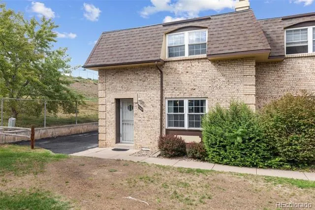 5589 S Lowell Boulevard Littleton, CO 80123