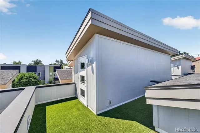 2809 W Parkside Place Denver, CO 80221